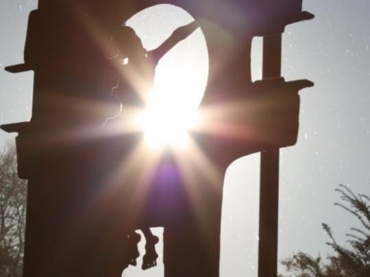 Marienfriedhof Kreuz Aussegnungshalle