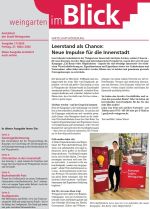 Das Titelbild zeigt eine Frau vor Plakaten mit großer Schrift