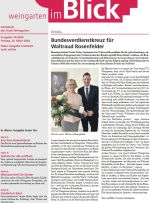 Das Titelbild zeigt eine Frau mit Blumenstrauß und einen Man im Anzug. Beide lächeln in die Kamera.